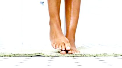 tamo-ristorante-addio-tappetini-da-doccia-sporchi-e-pieni-di-germi-questa-alternativa-li-sostituira