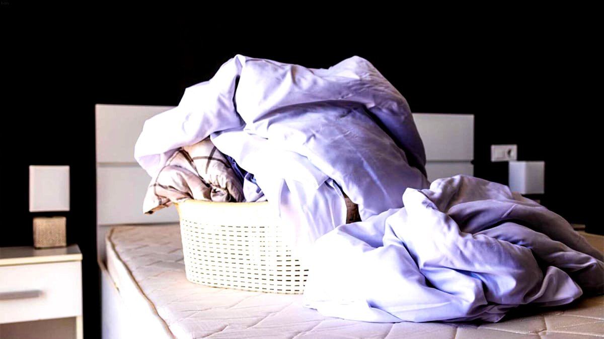 tamo-ristorante-devi-assolutamente-lavare-le-lenzuola-con-questa-frequenza-ecco-perche