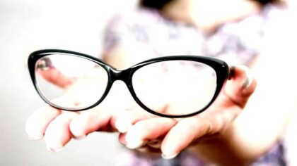 tamo-ristorante-i-trucchi-magici-per-eliminare-graffi-e-rigature-dai-tuoi-occhiali