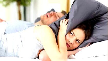 tamo-ristorante-il-trucco-naturale-e-infallibile-per-dormire-bene-se-il-tuo-partner-russa