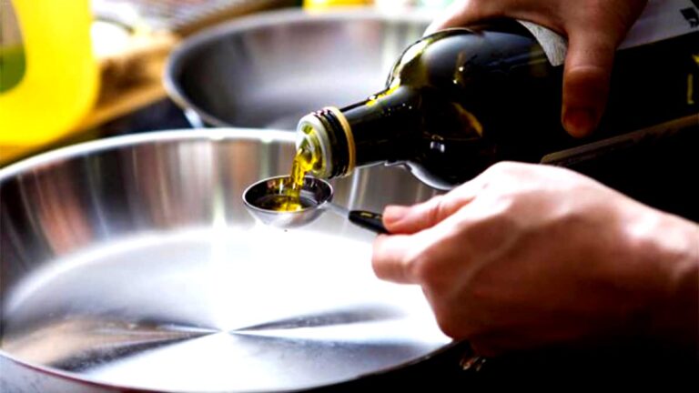 tamo-ristorante-la-quantita-di-olio-d-oliva-da-rispettare-ogni-giorno-secondo-un-medico