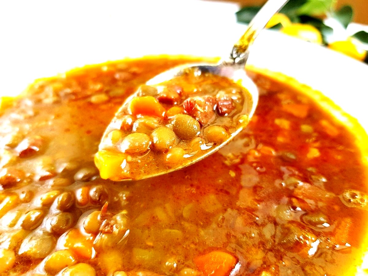 tamo-ristorante-perche-aggiungere-aceto-nella-cottura-delle-lenticchie-e-a-cosa-serve