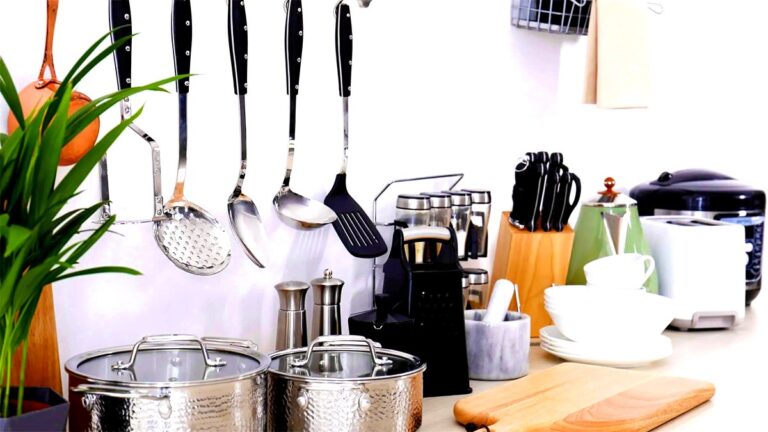 tamo-ristorante-questi-utensili-da-cucina-in-plastica-sono-pericolosi-per-la-salute-sono-altamente-t