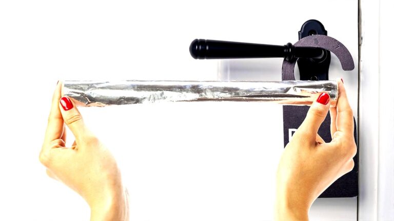 tamo-ristorante-questo-trucco-con-la-carta-stagnola-sulla-maniglia-della-porta-sempre-piu-diffuso